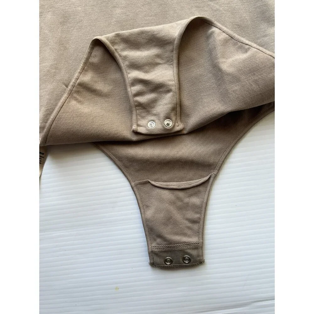 SKIMS Essential Sleeveless Scoop Neck Stretchy Bodysuit  Size XXS/XS - Picture 4 of 5